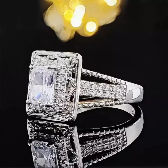 New Women’s 925 Silver Square Diamond Engagement Ring - Picture 4 of 6